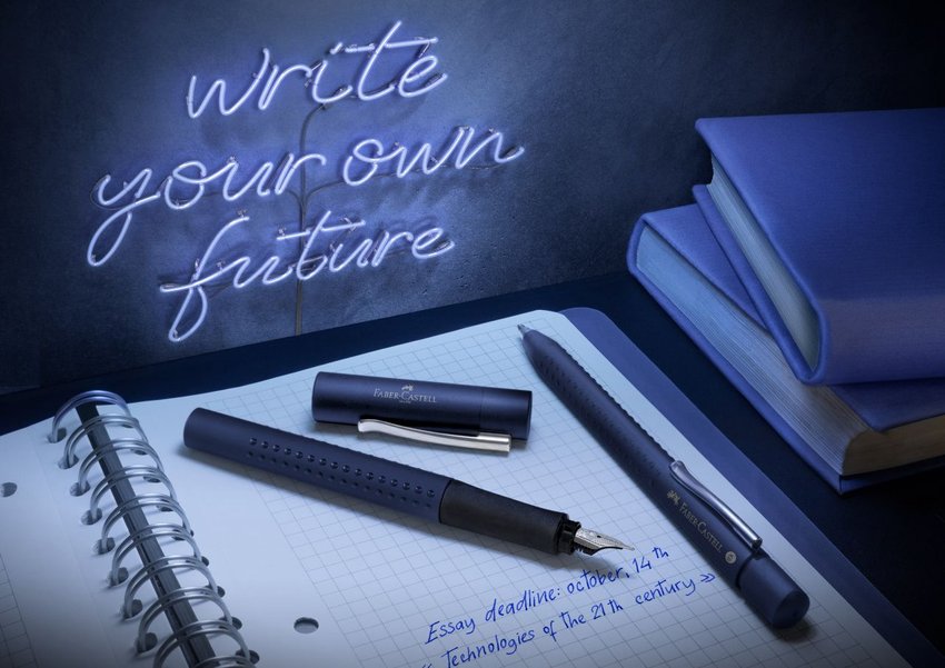 Pióro Wieczne Grip 2011 F Granatowe Faber-Castell